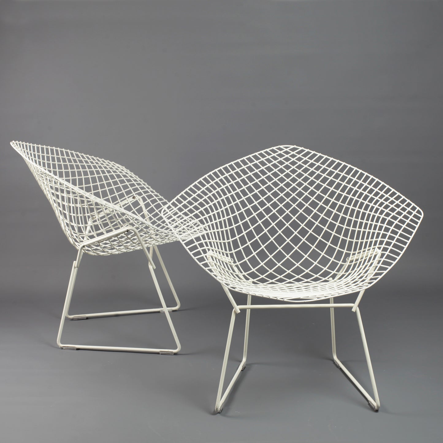 Bertoia Wire Diamond Chair - Outdoor - Knoll